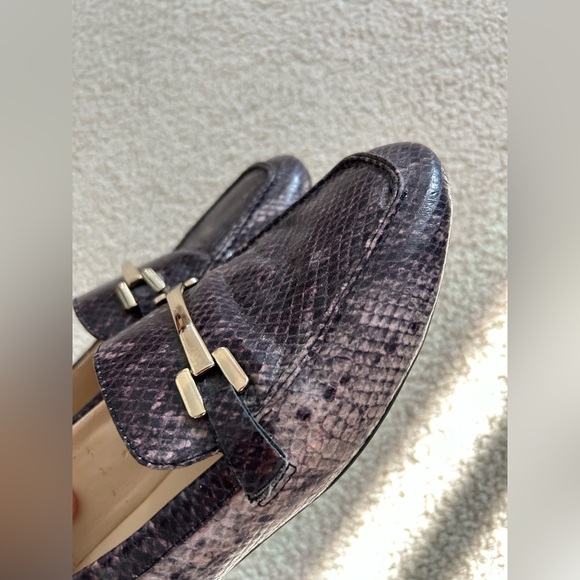 Nine West faux snakeskin leather loafer - Picture 11 of 12